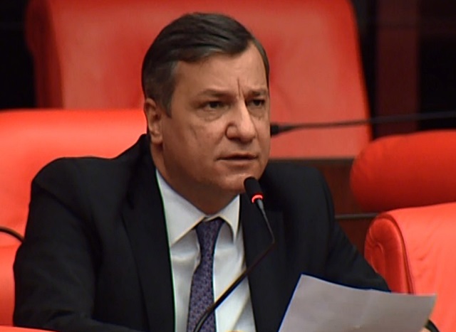 Özgür Ceylan: OYAK Mehmetçiğin Birikimini Pul Etti