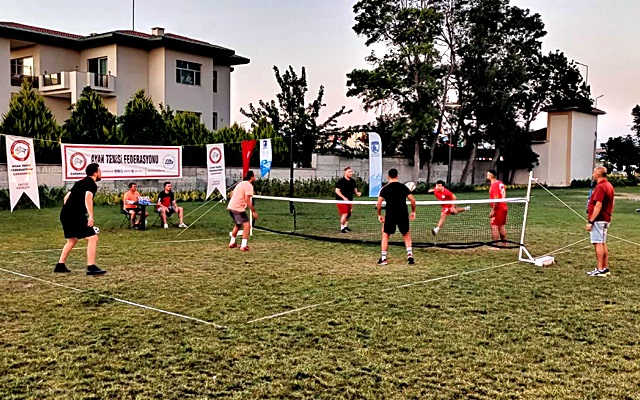 Troia Festivali Ayak Tenisi Turnuvası
