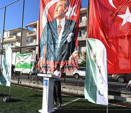 İzmir’in Dağlarında Çiçekler Yine Açsın