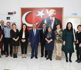 Başkan Özacar Piri Reis İlkokulunu Ziyaret Etti