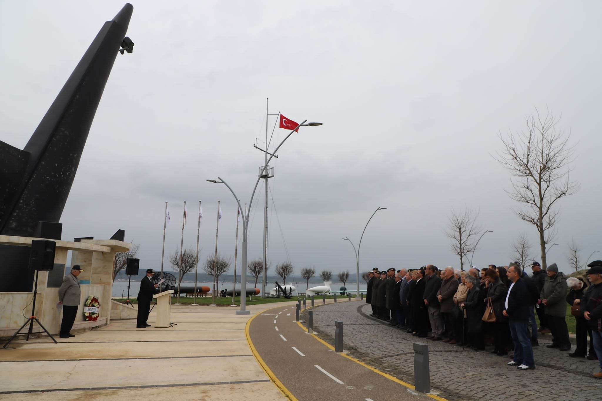 Deniz Şehitleri Törenle Anıldı
