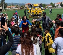 Evreşe’de Çocuk Şenliği