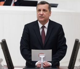Özgür Ceylan’dan Doğa Koruyuculara Destek