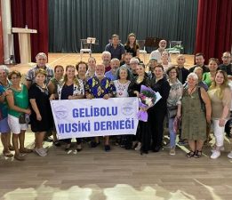 Gelibolu’da Teoman Alpay Konseri Verildi