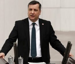 Emekli Sadaka Değil Onurlu Bir Maaş İstiyor