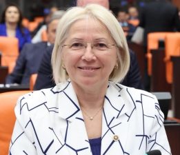 CHP’li Nurten Yontar: Bu Karar Açık Bir Devlet Eliyle Ayrımcılıktır