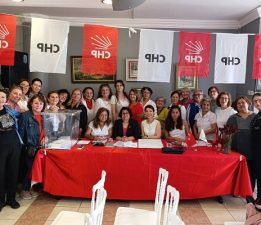 CHP Gelibolu Kadın Kolları Başkanı Öznur Türk Oldu
