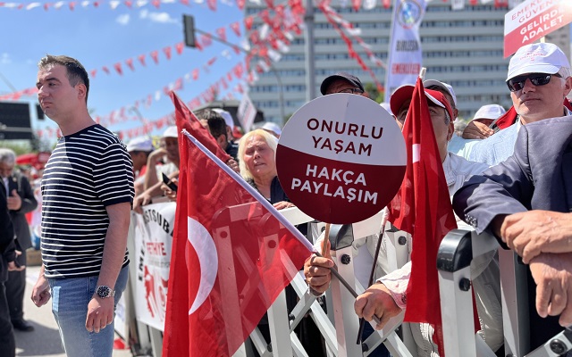 Güneşhan: “Emeklilerimizin Her Zaman Yayındayız”