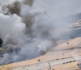 Çanakkale Çıplak Köyü Mevkiinde Yangın Çıktı