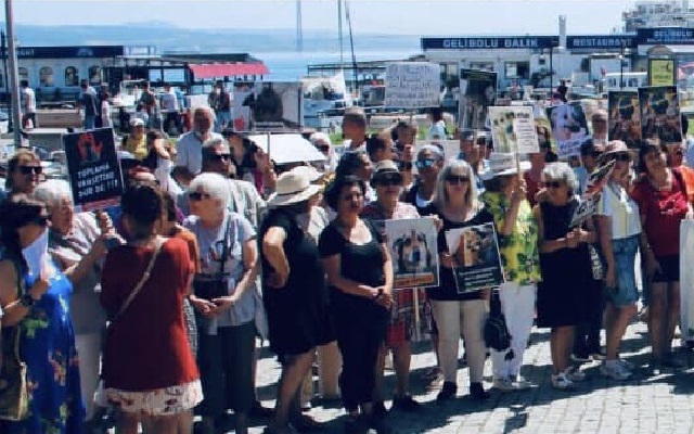 Gelibolu’dan Hayvanları Uyutma Yasasına Tepki