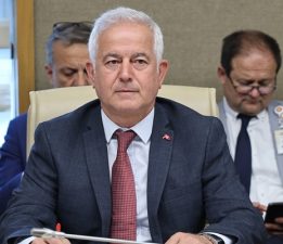 CHP’li Güneşhan: “Okullar AKP’nin Siyasi Propaganda Sahnesi Değildir”