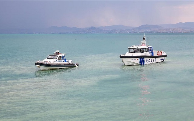 Van Gölüne Deniz Polisi Devriyesi