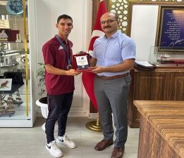 Milli Okçu Tümer Kaymakam Abacı’yı Ziyaret Etti