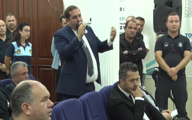 Gelibolu Belediyesi Meclis Toplantısında Tartışmalar Bitmiyor