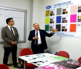 ÇOMÜ’de Nit Örme Atölyesi Açıldı