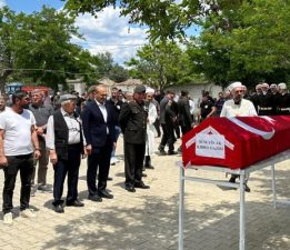 Vefat Eden Kıbrıs Gazisi Toprağa Verildi