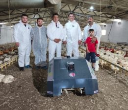 Kümes Hayvancılığında BroBot Dönemi Başlıyor