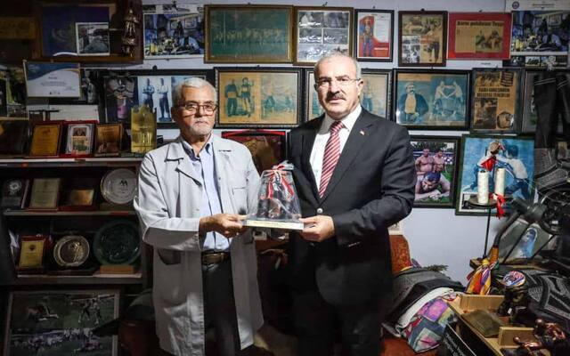 Valilikten UNESCO Yaşayan İnsan Hazinesi İrfan Şahin’e Ziyaret