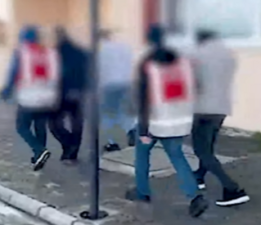 Çanakkale’de Göçmen Kaçakçılığı Operasyonu: 3 Tutuklama!