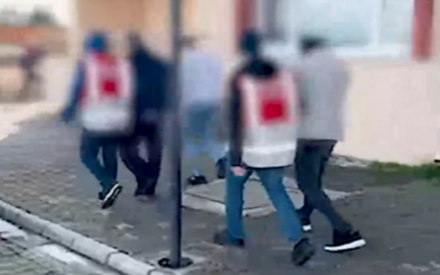Çanakkale’de Göçmen Kaçakçılığı Operasyonu: 3 Tutuklama!