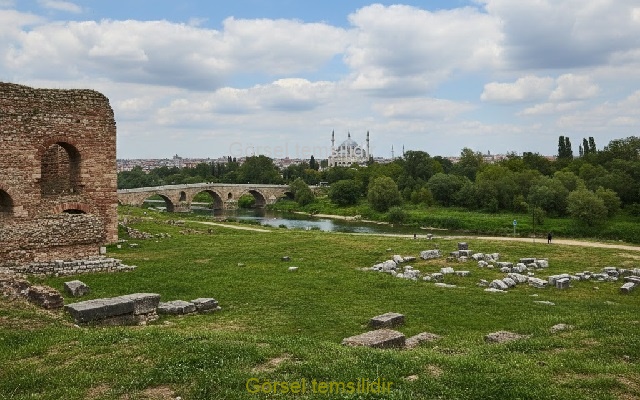 Edirne Sarayiçi’nde Hüzünlü Keşif: Şehitlerimizin İzine Rastlandı
