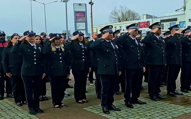 Gelibolu’da Polis Haftası Gururu: Atatürk Anıtı’na Çelenk Sunuldu
