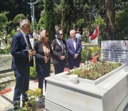 İYİ Parti Karesi İlçe Başkanlığı’ndan Şehitlik Ziyareti