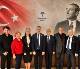 Hekimlerin Gücü Birlik ve Dayanışma ile Artıyor