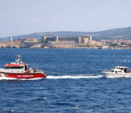 Bozcaada’da Tekne Kurtarma Operasyonu