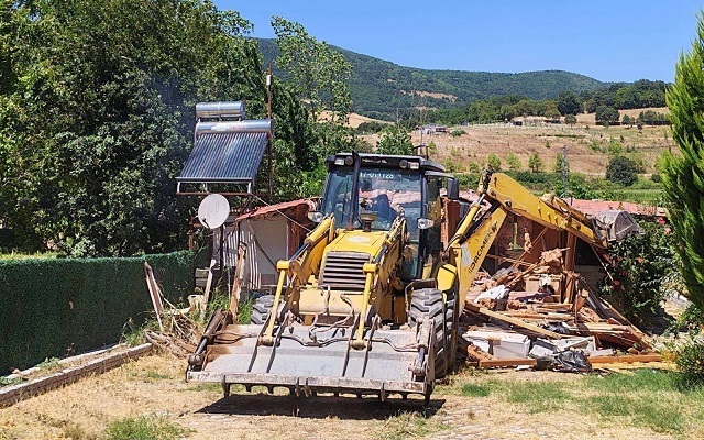 Çanakkale’de 16 Kaçak Yapı Yıkıldı